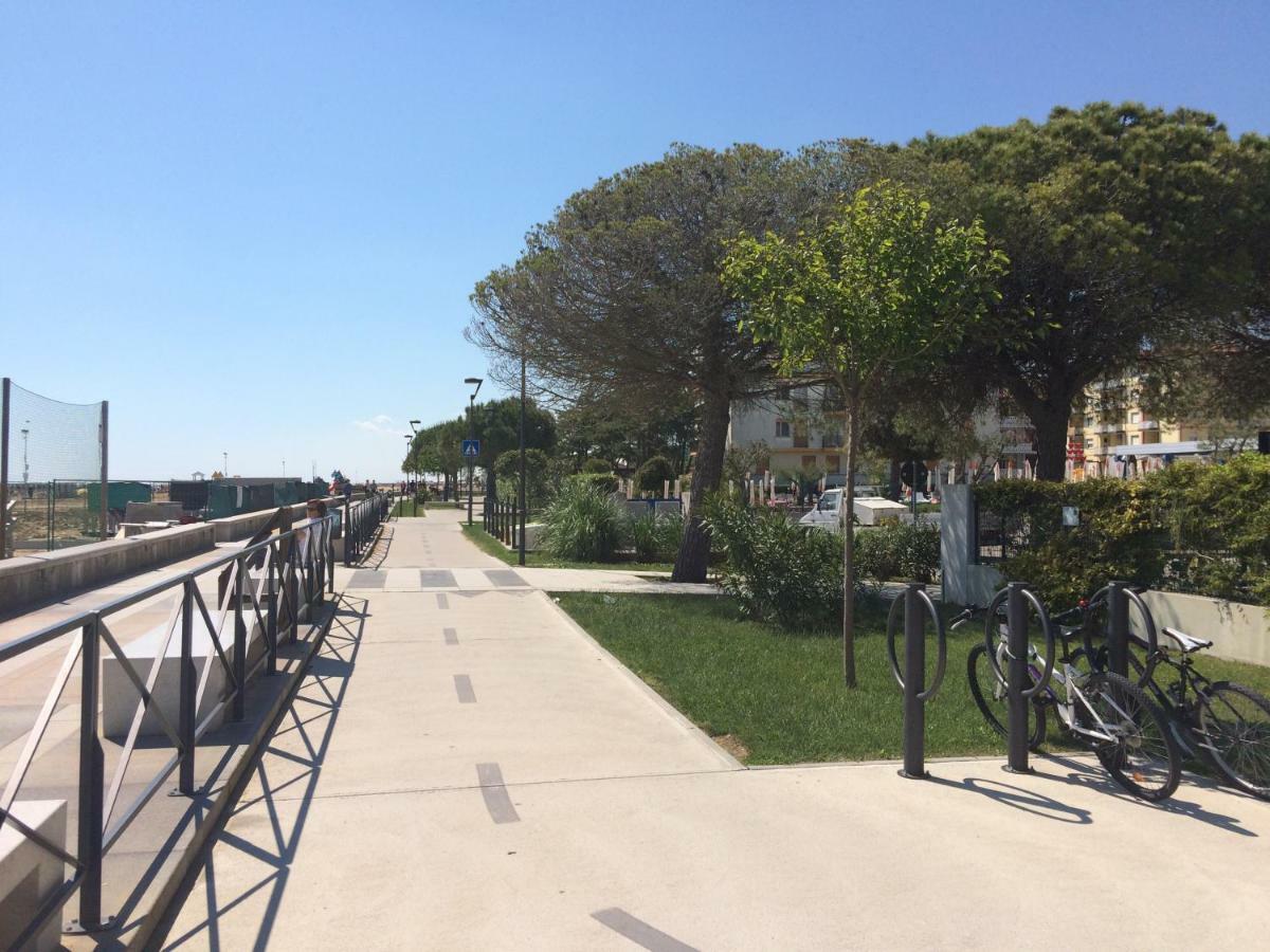Girasole - Appartamenti Bibione Exterior foto